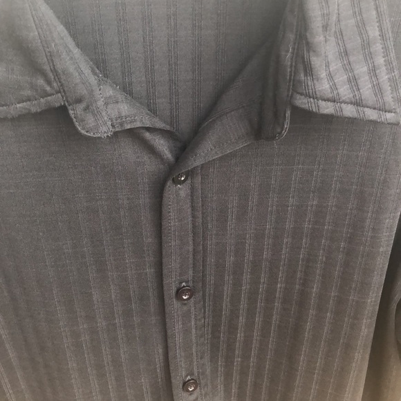 Men’s black Guess Jeans short sleeved shirt. - Picture 3 of 6